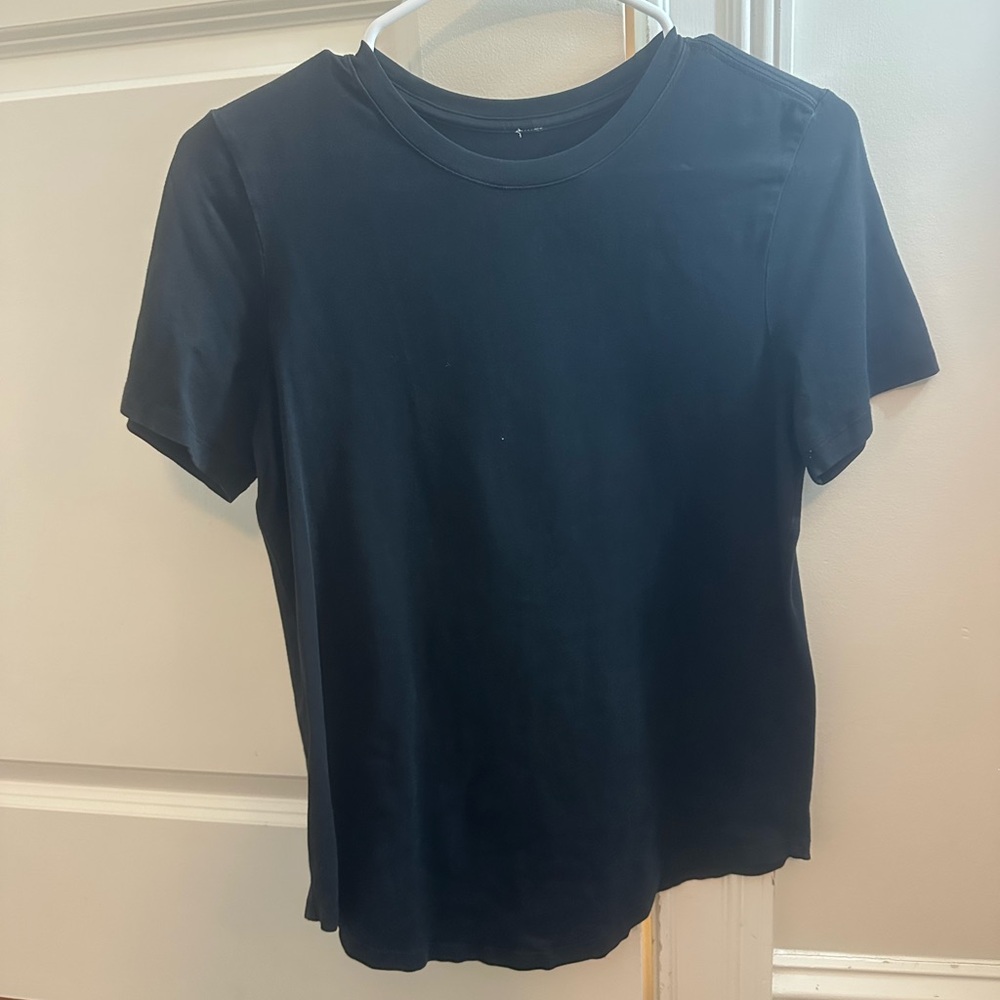 lululemon athletica Black Short Sleeve Tee
